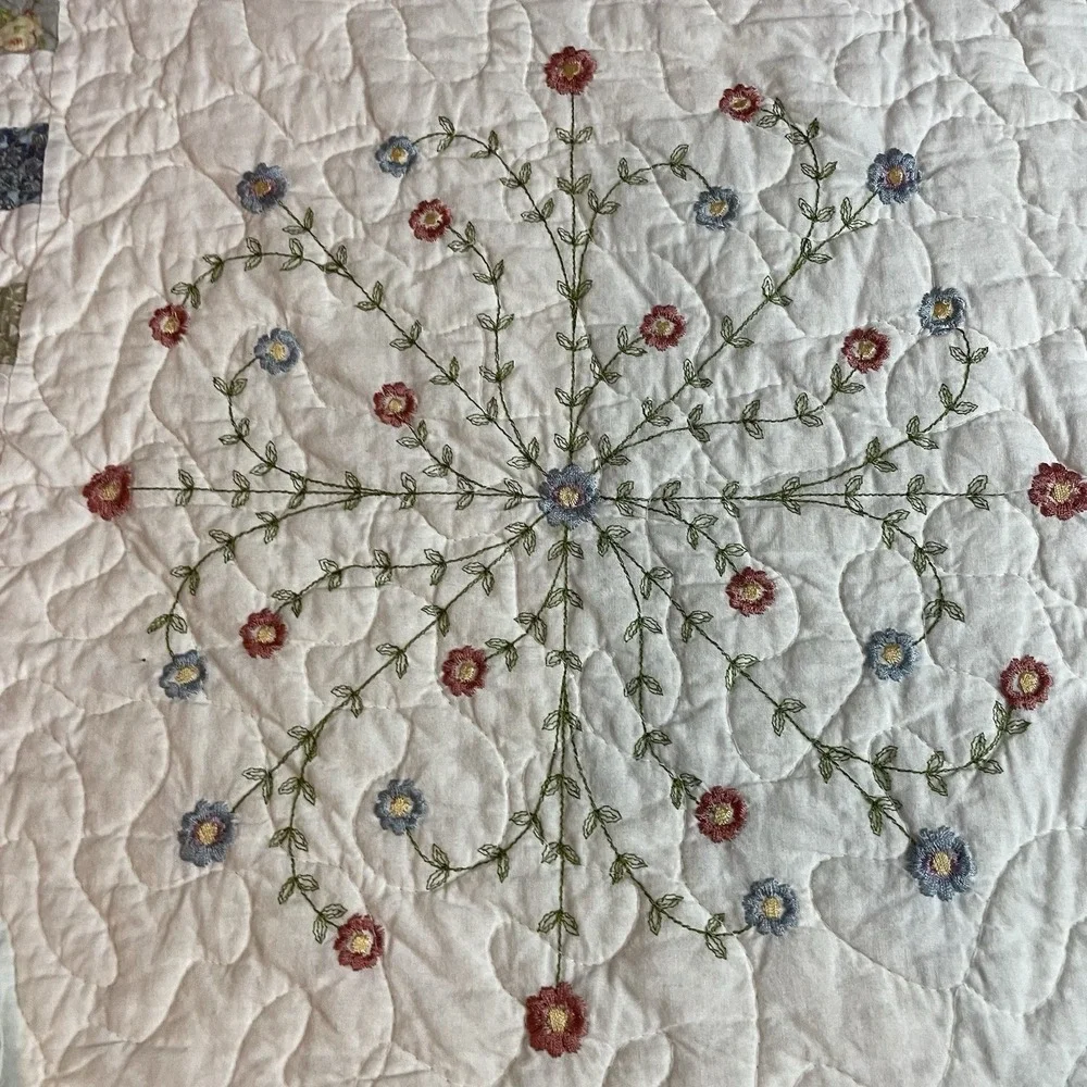 Vtg WestPoint Quilted‎ Coverlet 2 Standard Pillow Shams Full Double Size Cottage